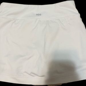 DSG, size M, 10 - 12, color white